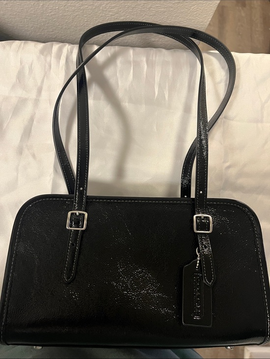 Coach Handbags - Coach Originals Swing Zip Shoulder Bag